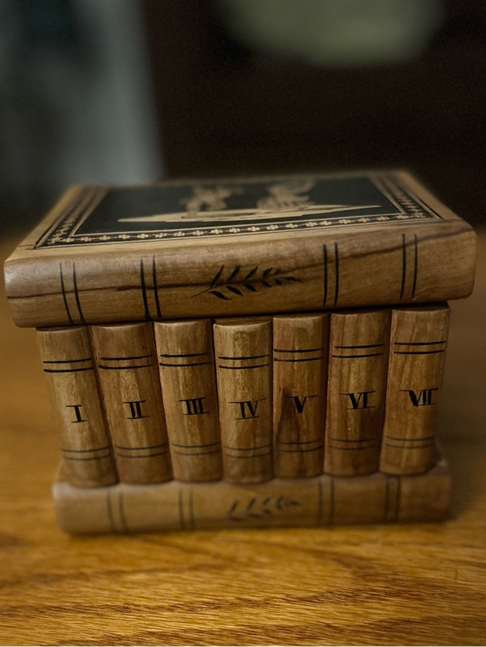 📚 Vintage Wooden “Puzzle box” Safe / Hidden Storage Box (complete)